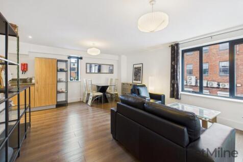 Living/dining room