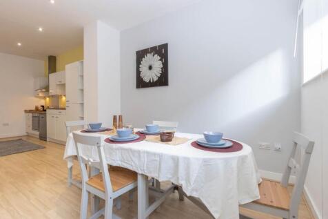 Lounge/diner