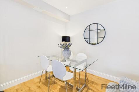 Living/dining room