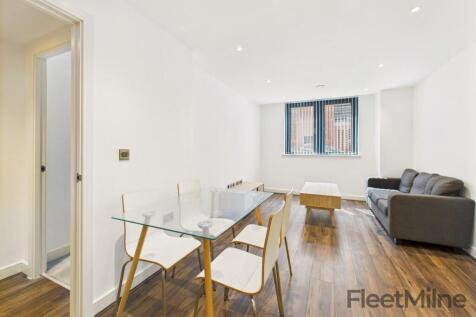 Living/dining room