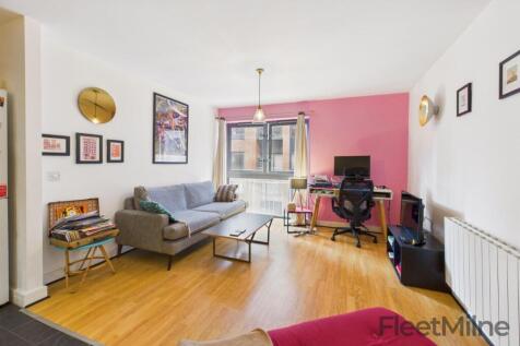 Living/dining room