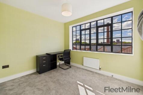 Bedroom 3/Office