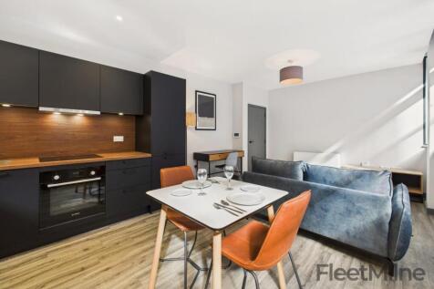 Living/dining room