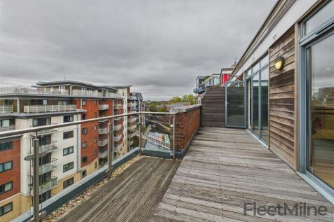 Balconies/terraces