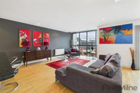 Living/dining area