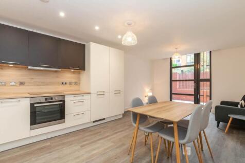 Photos of the property furnished