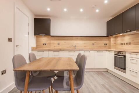 Photos of the property furnished