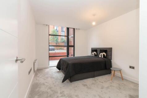 Photos of the property furnished