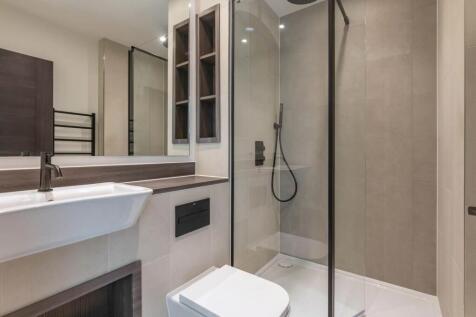 Ensuite bathroom
