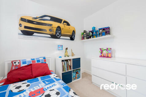 40 Pilgrim Drive-...