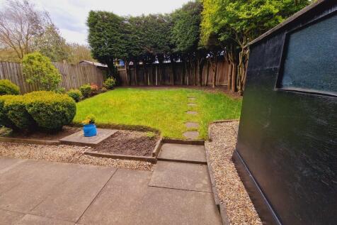 Rear Garden (2)