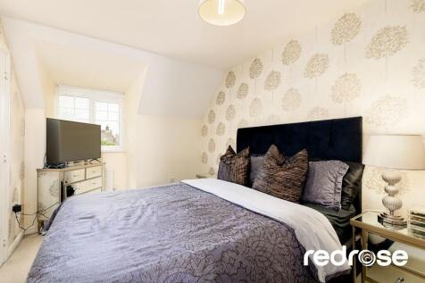 web_6 Ferndown Av...