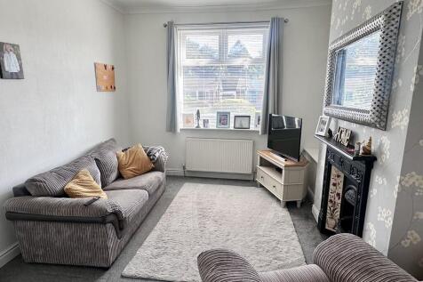 lounge 1
