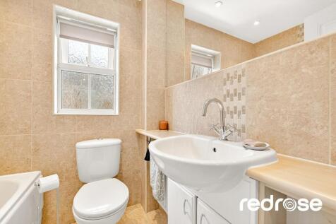 web_32 Main St-26...