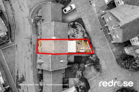 web_32 Main St-41...