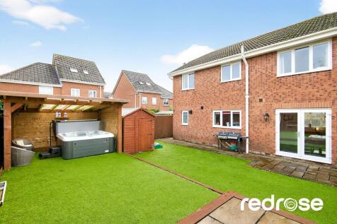 web_5 Roby Ave - ...