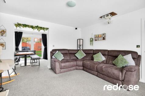 web_5 Roby Ave - ...