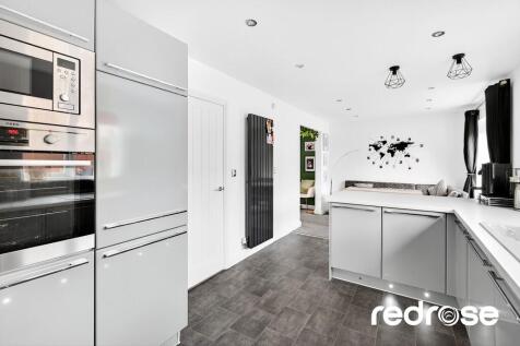 web_5 Roby Ave - ...