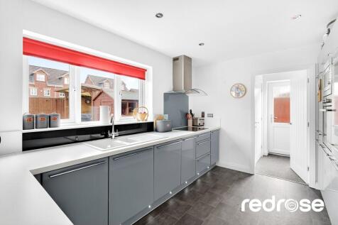 web_5 Roby Ave - ...