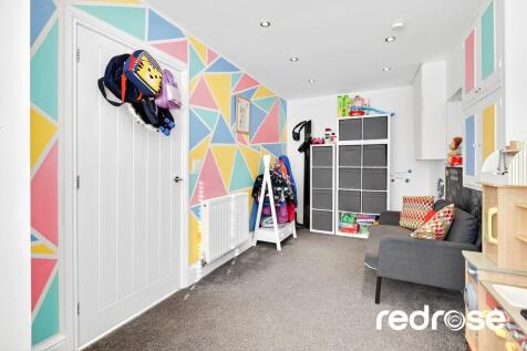 web_5 Roby Ave - ...