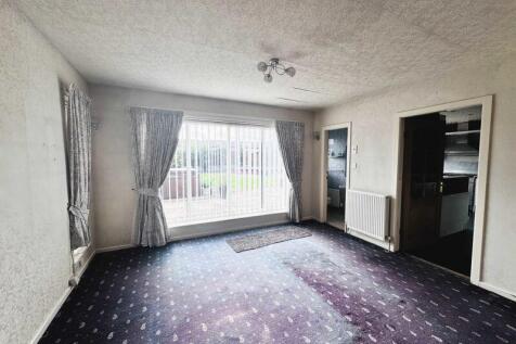 REAR RECEPTION ROOM