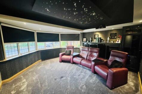 CINEMA ROOM