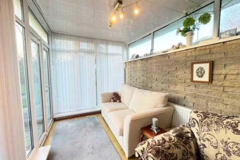 SUN ROOM / CONSERVATORY