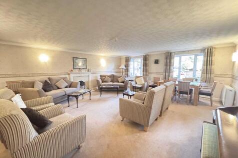 RESIDENTS LOUNGE