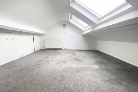 LOFT ROOM