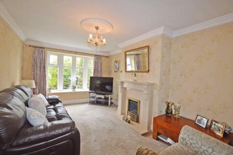 Front lounge