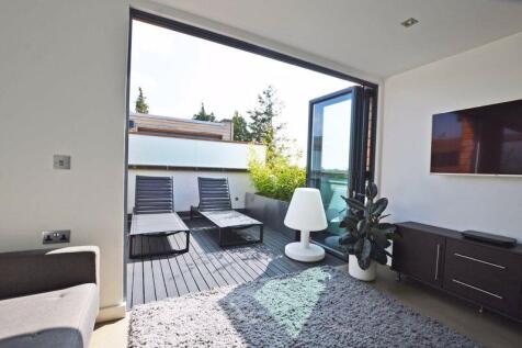 ROOF TERRACE