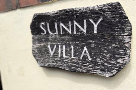 Wall plaque