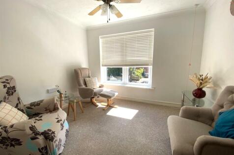 LIVING AREA.jpg
