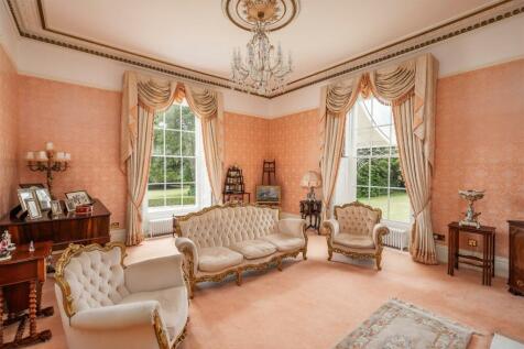 Sitting Room Corfe Hill House.jpg