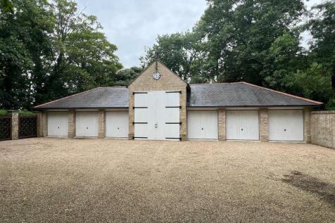 Garage Block.jpg