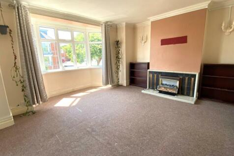 FLAT 2 LIVING ROOM.jpg