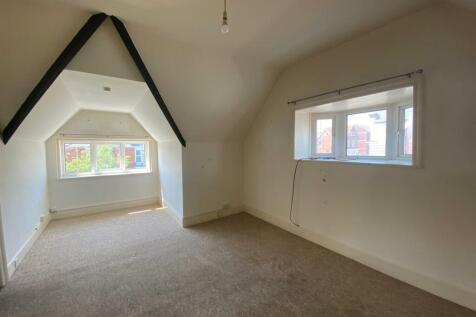 FLAT 3 LIVING ROOM.jpg
