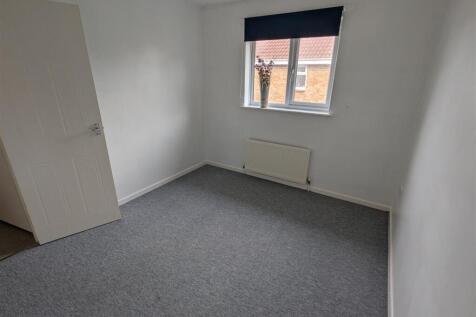 Back bedroom. 2.jpg