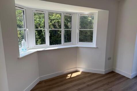 plot 652 bay window.jpg