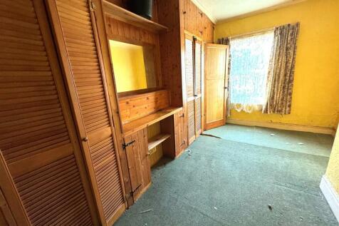 BEDROOM THREE.jpg