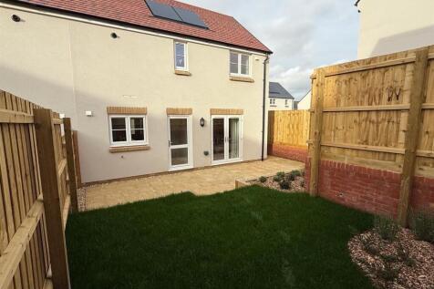 Plot 382 rear.jpeg