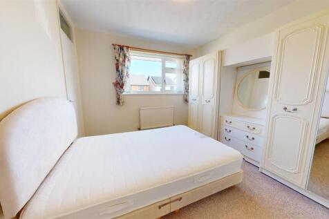 Bedroom-15.jpg