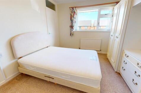 Bedroom-1.jpg