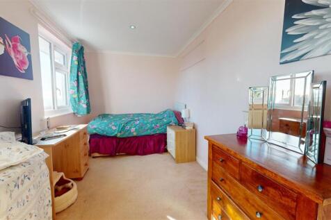 Bedroom 3.jpg