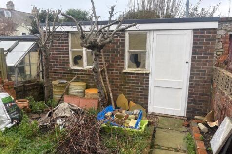 Shed. 1.jpg