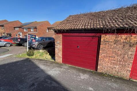 Garage 2.jpg