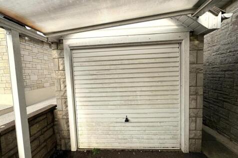 GARAGE.jpg
