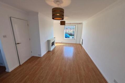 Living Room 2.jpg