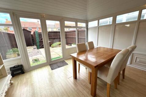 CONSERVATORY PIC 2.jpg