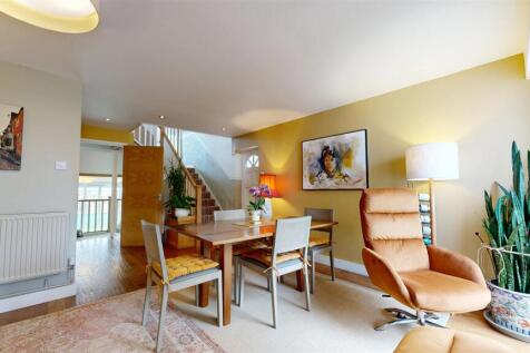 Dining Area.jpg